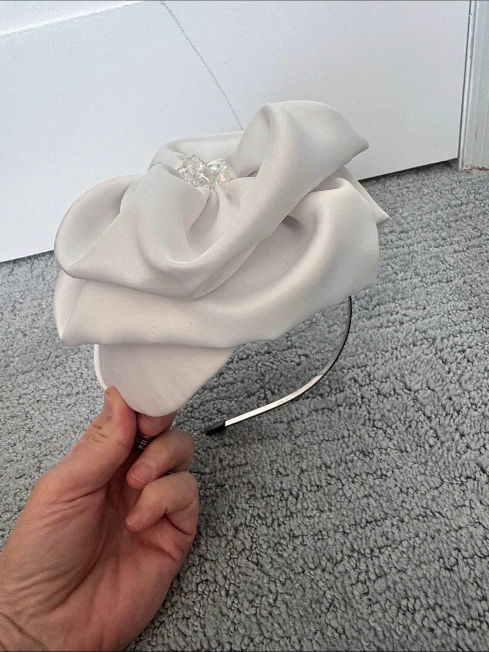 Elegant White Satin Floral Clutch with Pearl & Crystal Center